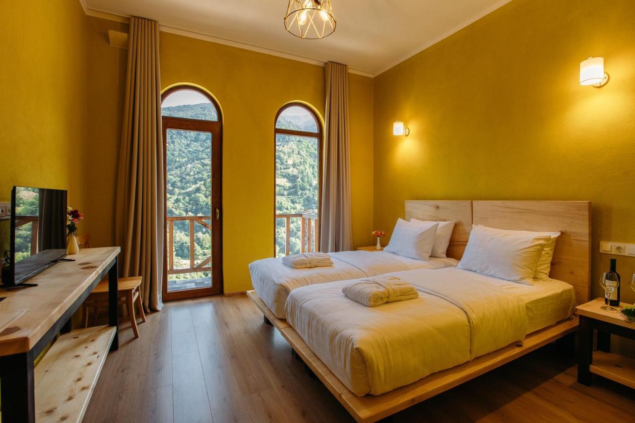 Hotel Chateau Iveri Varjanisi Esterno foto