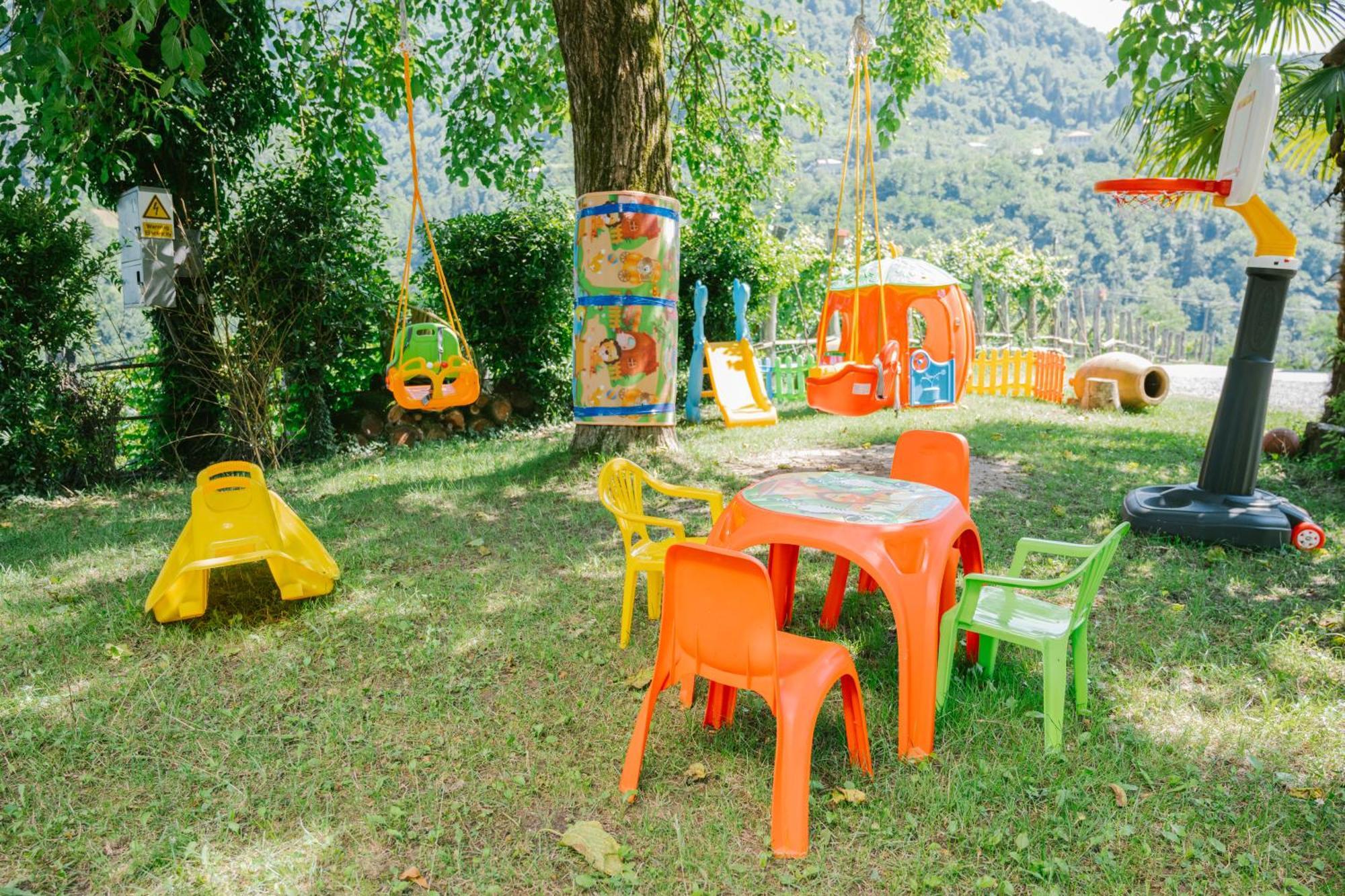 Hotel Chateau Iveri Varjanisi Esterno foto